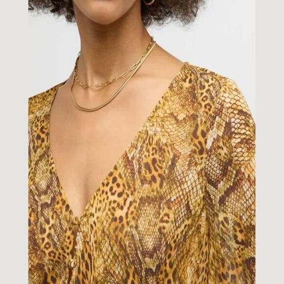 NWT L'AGENCE Multi Animal Printed Drawstring Blouse size medium - Picture 2 of 12